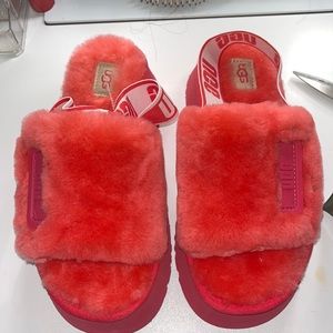 Ugg platform slippers (new)